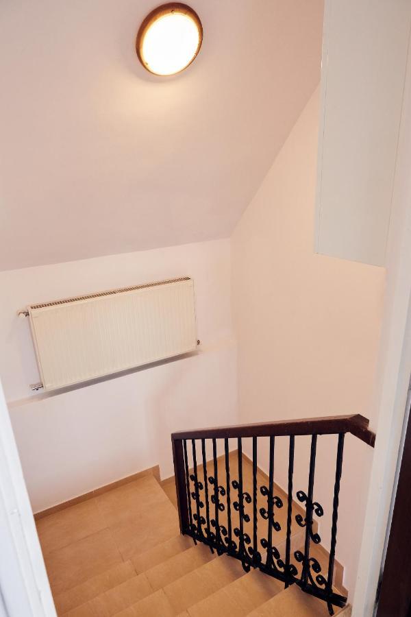 Modern * Braşov